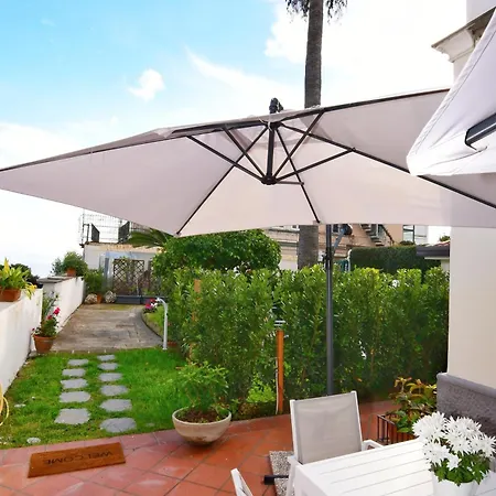 Casa Giulia Azzurra Neapol